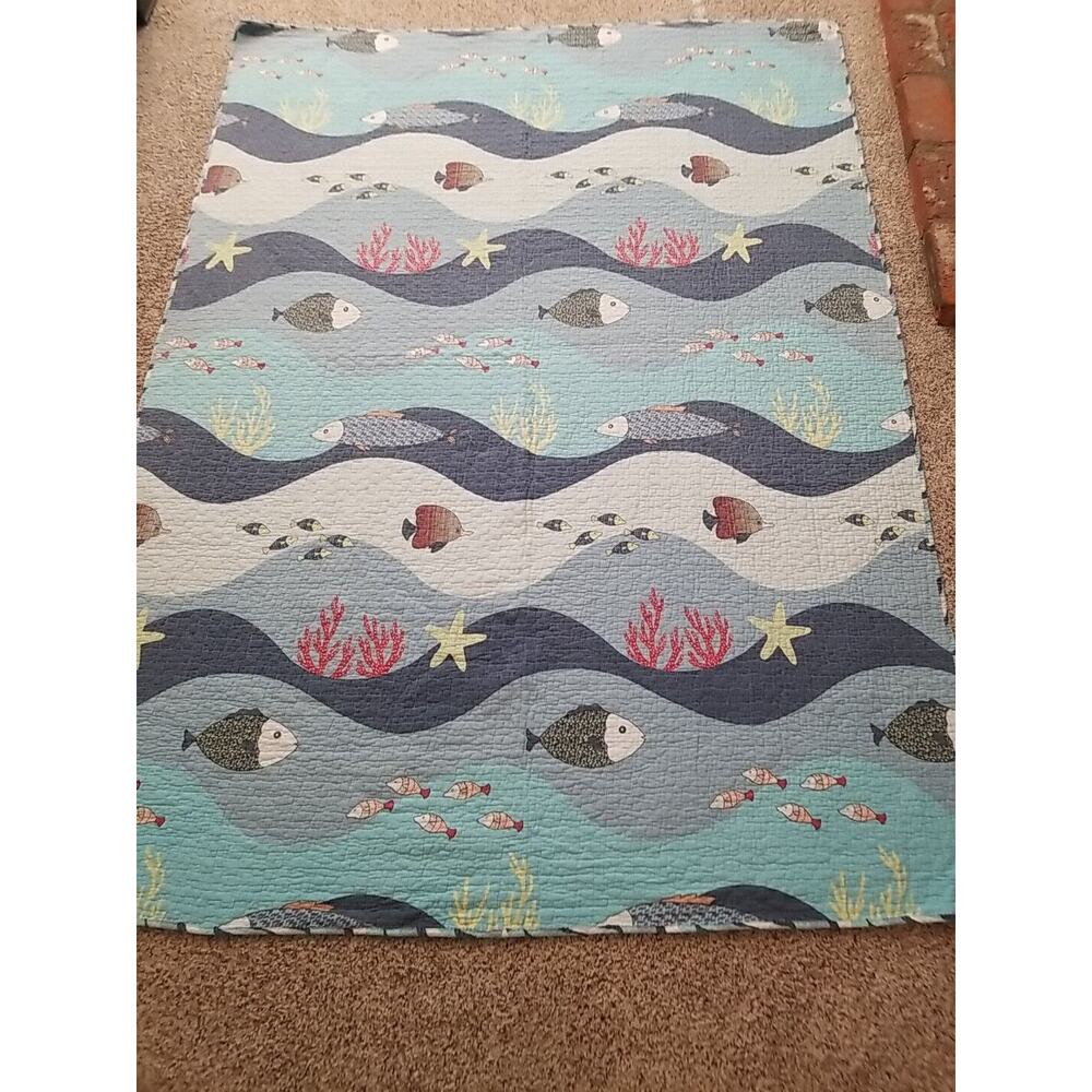 Sealife Fish Ocean Wave Blue Quilt Twin Bedspread Coral Starfish 80"x 59" Cotton